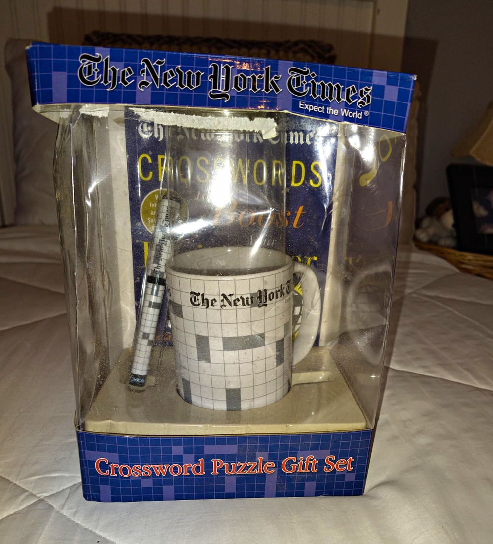 Vintage The New York Times Crossword Puzzle Gift Set Mug Pen Book Will Shortz